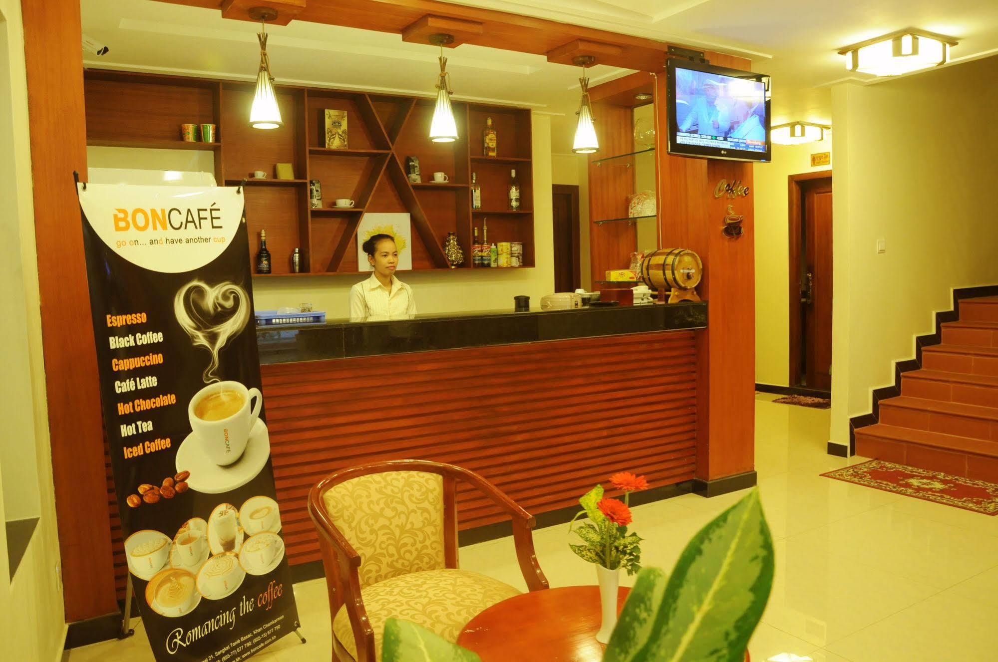 V N E Hotel 金边 外观 照片